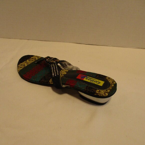 Trendz Woman Size 6 Black Yellow Red Bling Bling Beach Travel Vacation Sandals - Picture 3 of 13
